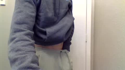 Snapshot of stoned32w chatting on 02-21-26, 05:08 Cameron online show from 02-21-26, 05:08