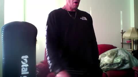 Snapshot of stonefillips69 chatting on 12-21-25, 11:01 stonefillips69 online show from 12-21-25, 11:01