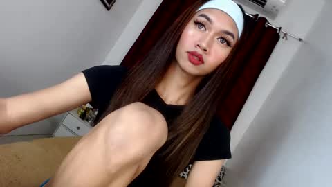 Snapshot of stonehard_sophia chatting on 01-20-25, 01:42 Cute Sophia online show from 01-20-25, 01:42