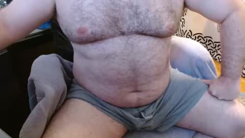 Snapshot of stonerbear42 chatting on 09-30-25, 01:05 Stonerbear42 online show from 09-30-25, 01:05