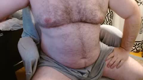 Snapshot of stonerbear42 chatting on 10-10-25, 10:14 Stonerbear42 online show from 10-10-25, 10:14