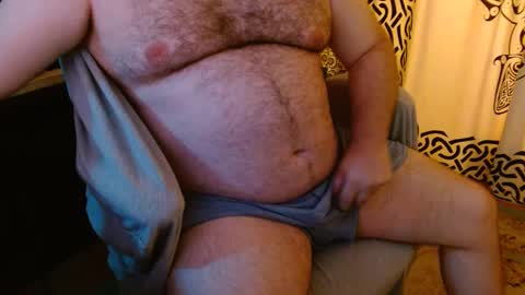 Snapshot of stonerbear42 chatting on 10-12-25, 08:24 Stonerbear42 online show from 10-12-25, 08:24