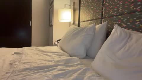 Snapshot of stoneybel chatting on 11-24-25, 04:23 stoneybel online show from 11-24-25, 04:23