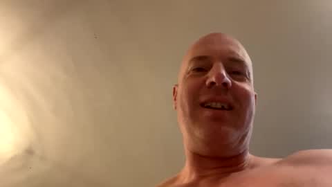 Stoodley22 online show from 02-06-25, 05:35