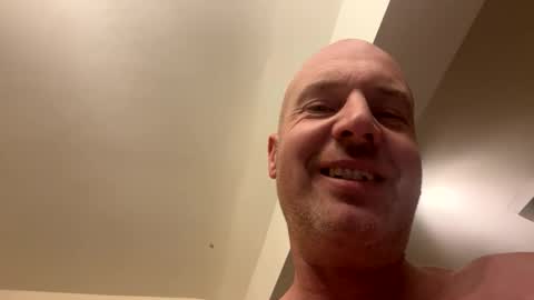 Snapshot of stoodley22 chatting on 01-06-26, 04:00 Stoodley22 online show from 01-06-26, 04:00