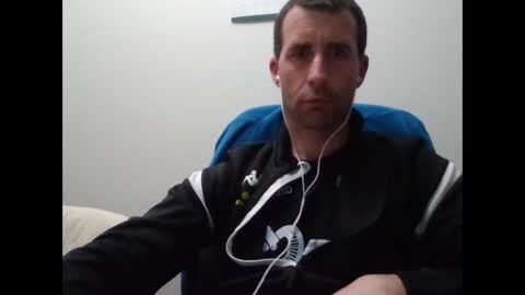 Snapshot of storanex chatting on 03-06-25, 11:09 storanex online show from 03-06-25, 11:09