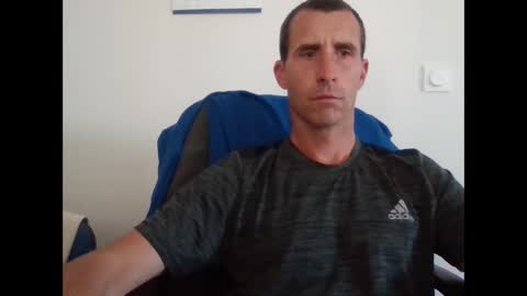 Snapshot of storanex chatting on 09-19-25, 02:18 storanex online show from 09-19-25, 02:18