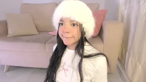 Zoe -INDEPENDENT MODEL online show from 09-14-25, 12:21