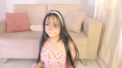 Snapshot of stormi___1 chatting on 07-27-26, 06:59 Zoe -INDEPENDENT MODEL online show from 07-27-26, 06:59