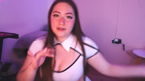 Snapshot of stormy_sweet31 chatting on 10-22-25, 11:15 Storm Sweet online show from 10-22-25, 11:15