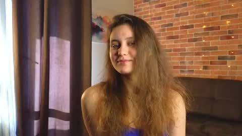 Luna online show from 04-28-26, 05:01