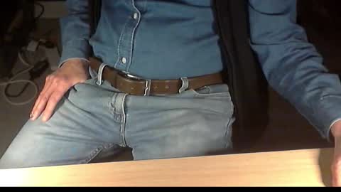 Snapshot of str8_dave chatting on 12-02-25, 08:26 Dave online show from 12-02-25, 08:26