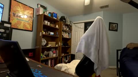 str8whiteboy21 online show from 12-05-24, 11:51