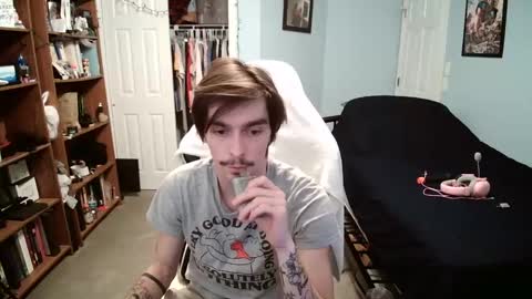 Snapshot of str8whiteboy21 chatting on 01-08-25, 05:26 str8whiteboy21 online show from 01-08-25, 05:26