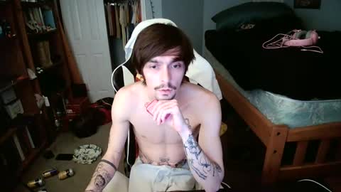 str8whiteboy21 online show from 01-20-25, 06:42