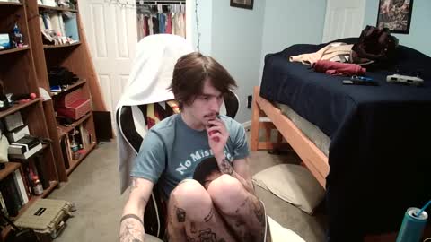 str8whiteboy21 online show from 02-01-25, 04:33