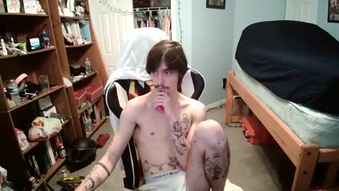 str8whiteboy21 online show from 02-13-25, 06:27