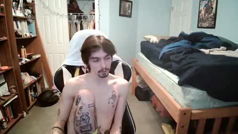 str8whiteboy21 online show from 03-02-25, 03:27