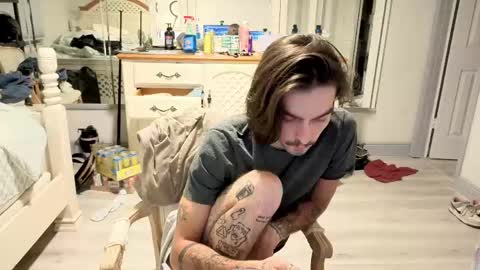 str8whiteboy21 online show from 05-04-26, 05:47