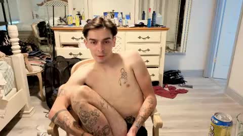 str8whiteboy21 online show from 05-09-26, 04:45