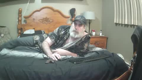 Straightbear4you online show from 02-17-25, 03:36