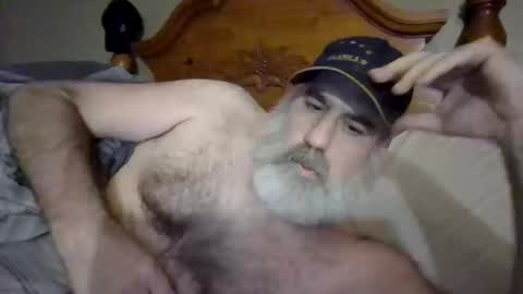 Straightbear4you online show from 10-19-25, 09:43
