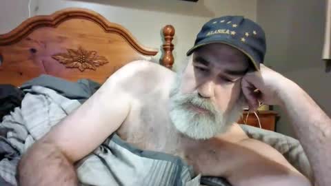 Straightbear4you online show from 11-08-25, 10:59