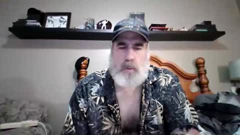 Straightbear4you online show from 11-09-25, 04:22