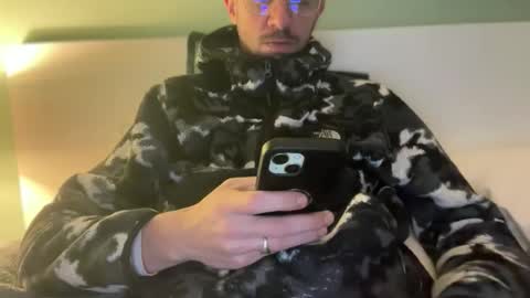 Snapshot of straightfirelotus69420 chatting on 11-23-25, 01:22 straightfirelotus69420 online show from 11-23-25, 01:22