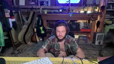 Cowboy Zuhly online show from 04-12-26, 04:17