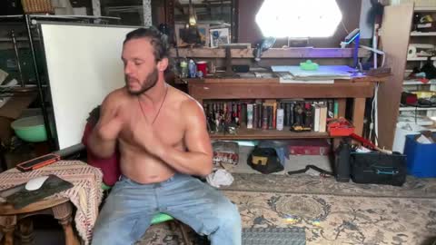 Cowboy Zuhly online show from 04-16-26, 06:19