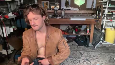 Cowboy Zuhly online show from 04-29-26, 07:09