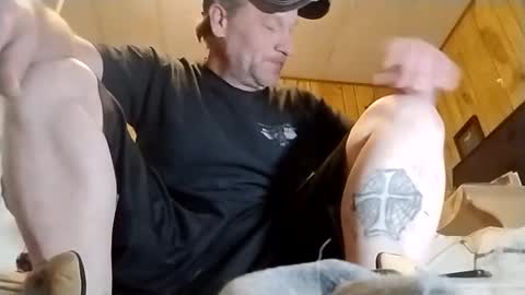 Snapshot of straighttoy chatting on 02-17-25, 07:10 straighttoy online show from 02-17-25, 07:10