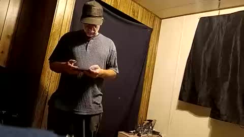 straighttoy online show from 11-25-25, 08:14