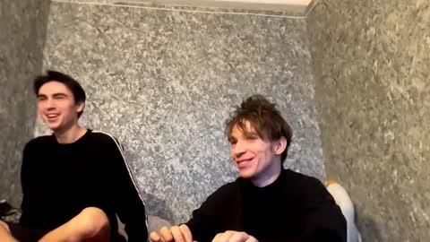 Ray online show from 12-22-25, 11:18