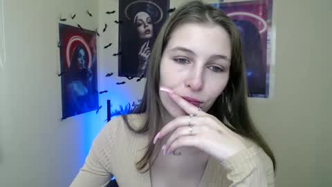 Amalia online show from 11-21-25, 07:29