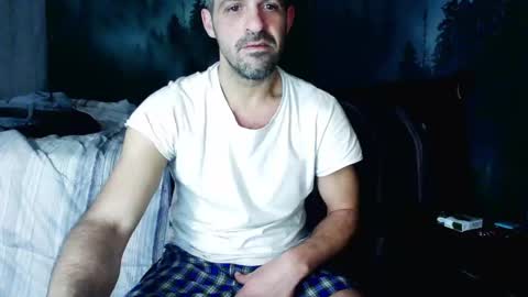 Snapshot of strangeratnight87 chatting on 01-21-25, 02:05 strangeratnight87 online show from 01-21-25, 02:05