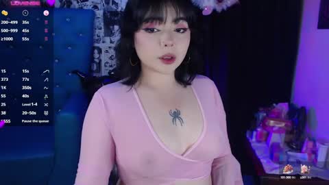 Snapshot of strangergirlxxx chatting on 12-22-24, 04:06 Carla Independent model online show from 12-22-24, 04:06