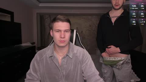 Snapshot of stranggee chatting on 01-04-25, 06:51 Artem online show from 01-04-25, 06:51