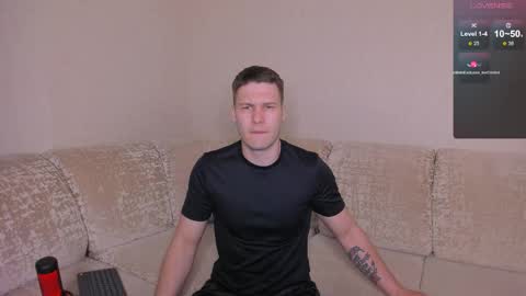 Snapshot of stranggee chatting on 06-02-26, 06:43 Artem online show from 06-02-26, 06:43
