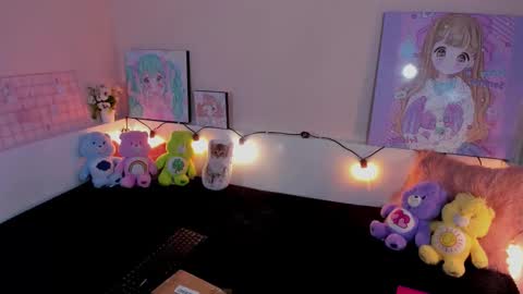 strawberry_kitty_ online show from 11-24-25, 03:50