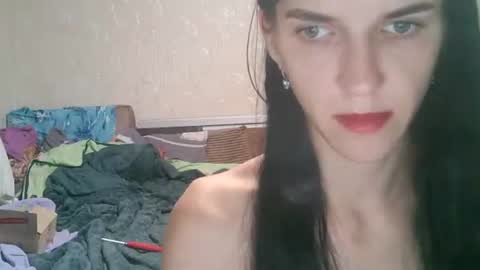 Strawberry Storm online show from 10-07-25, 07:44