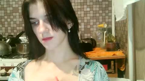 Strawberry Storm online show from 11-01-25, 10:12