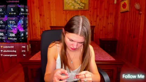 Strawberrylux online show from 01-12-25, 09:40