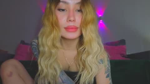 Tati and Lola online show from 04-27-26, 07:50