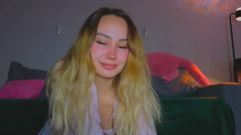 Tati and Lola online show from 04-30-26, 03:02
