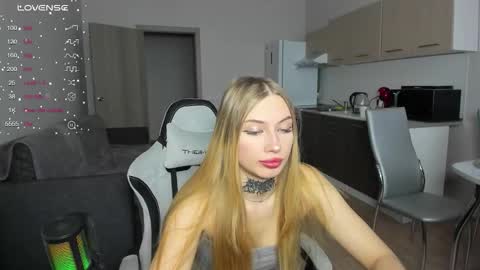 Streis  open pvt online show from 10-18-25, 10:27