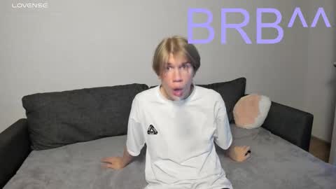 Streis  open pvt online show from 11-23-25, 04:40