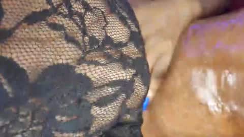 Snapshot of stretchmarksebony chatting on 11-30-25, 07:23 stretchmarksebony online show from 11-30-25, 07:23