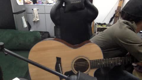 Snapshot of stringin69 chatting on 02-07-26, 07:12 stringin69 online show from 02-07-26, 07:12